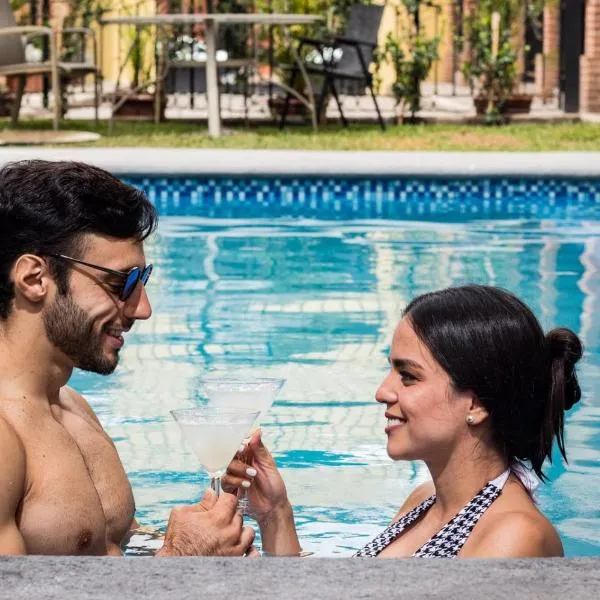Hotel Boutique Sol y Luna SPA, hotel en Ajijic