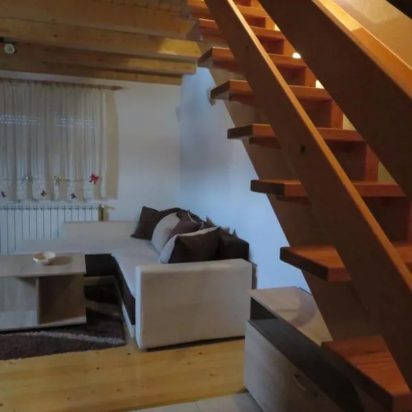 Our House Apartments, hotel in Kolašin