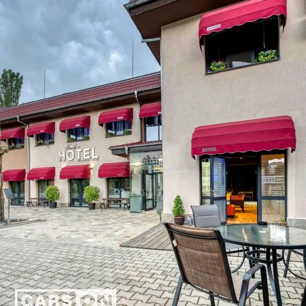 GarsON, hotel em Kardzhali