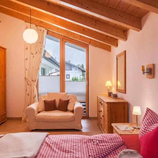 Das Bergzeit, hotel v destinaci Farchant