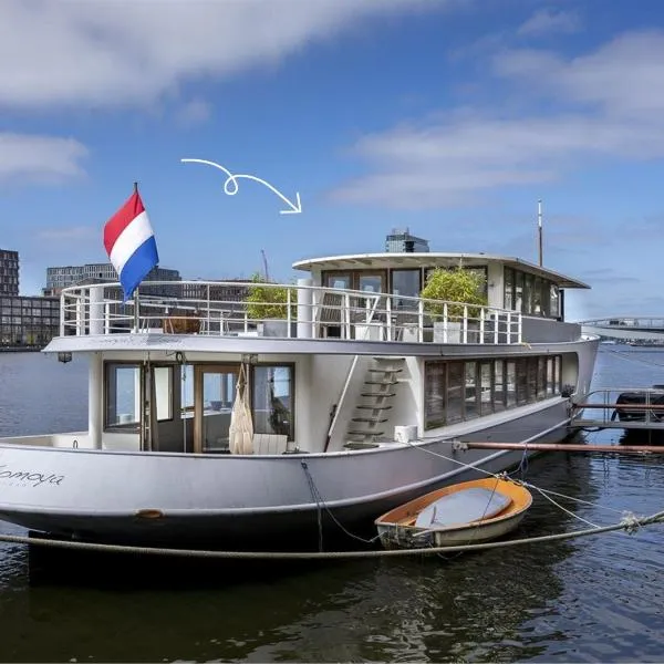 Stunning boat with a view, hotel en Ámsterdam