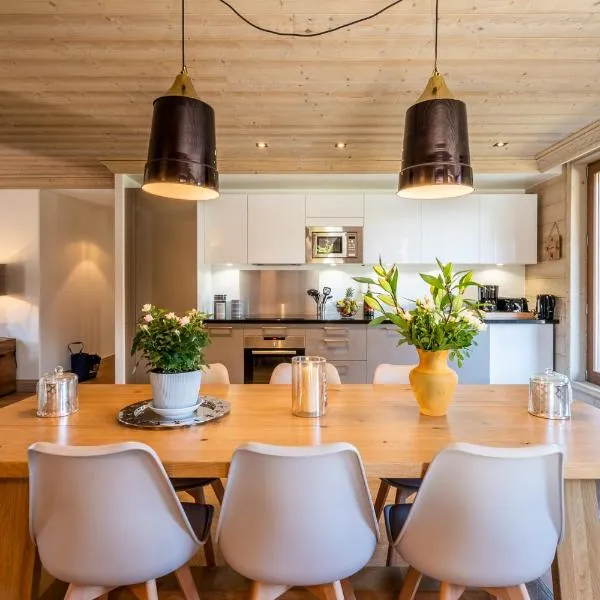 AUx SPORTS D HIVER, Hotel in Courchevel