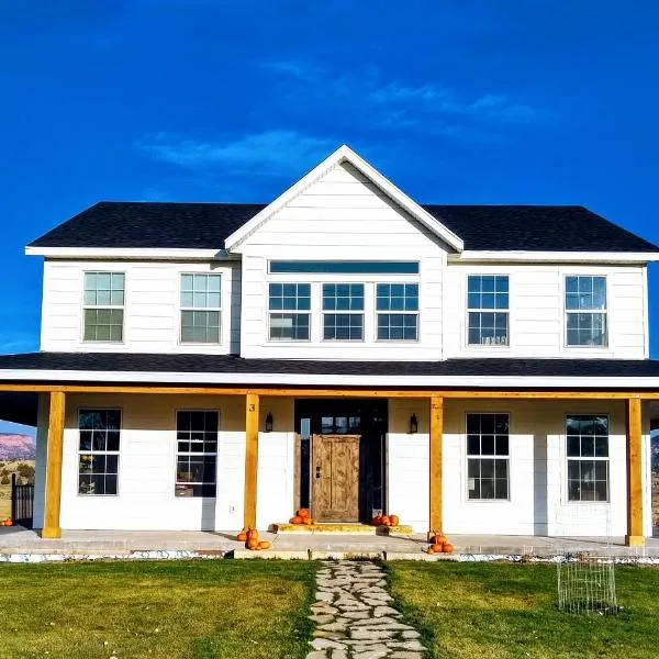 Sevier River Farmhouse 2, ξενοδοχείο σε Hatch