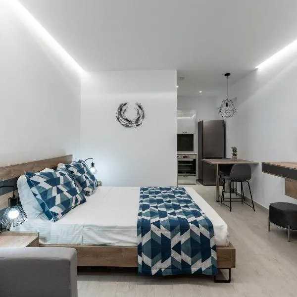 POUNEDES LUXURY SUITES, hôtel à Pefki