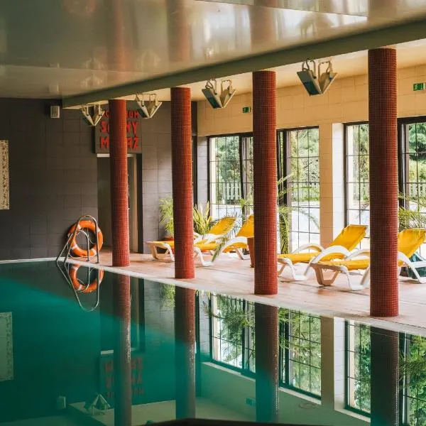 Hotel Chata Za Wsią, hotel v destinaci Mysłakowice