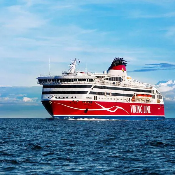 Viking Line ferry Viking XPRS - One-way journey from Helsinki to Tallinn、ヘルシンキのホテル