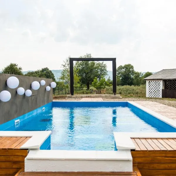 Skriveni raj, Hotel in Gornji Milanovac