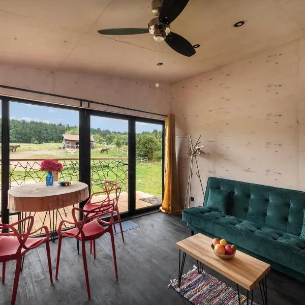 Góra Jabłek Mazury Mikolajki, hotel v destinaci Lipowo