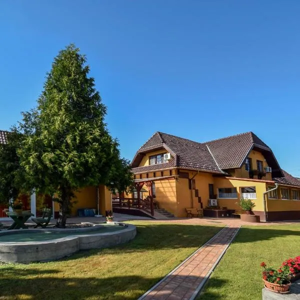 Gála Panzió, ξενοδοχείο σε Simontornya