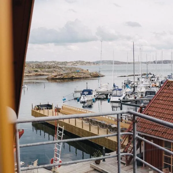 Björholmen Hotell & Restaurang, hotel in Björholmen