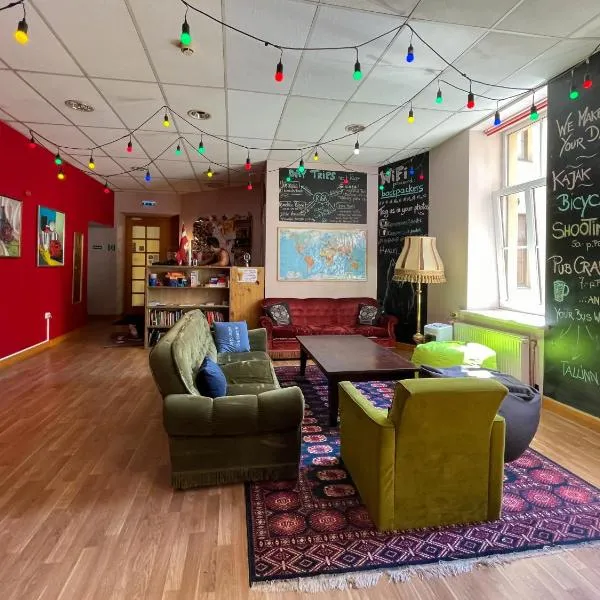 Cinnamon Sally Backpackers Hostel, hotel in Rīga