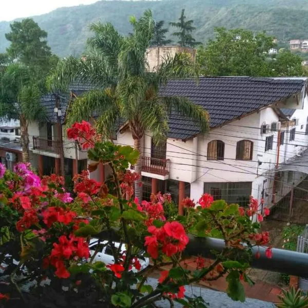 Lion D`Or, hotelli kohteessa Villa Carlos Paz