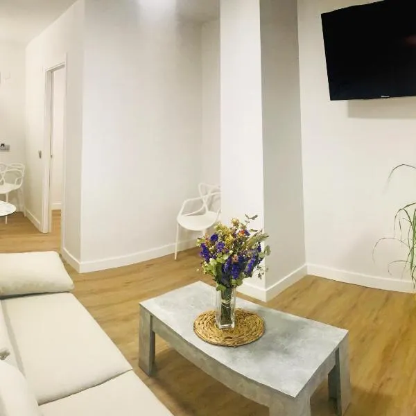 Apartamentos Santander Maliaño Suites 3000, hotel in Maliaño