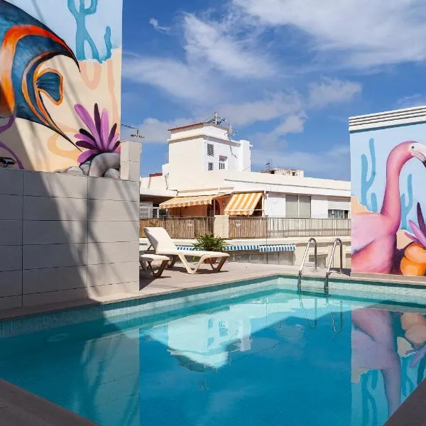 Apartamentos Mayal con Piscina, hotel in Benidorm