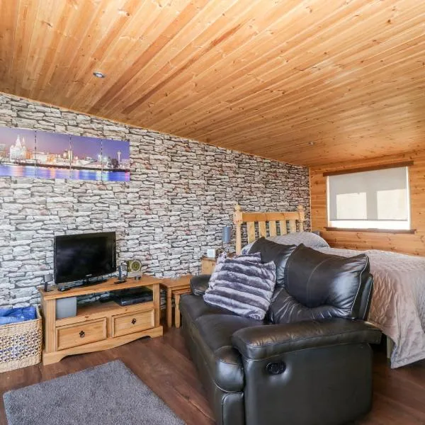 Blackbrae Cabin, hotel in Coatbridge