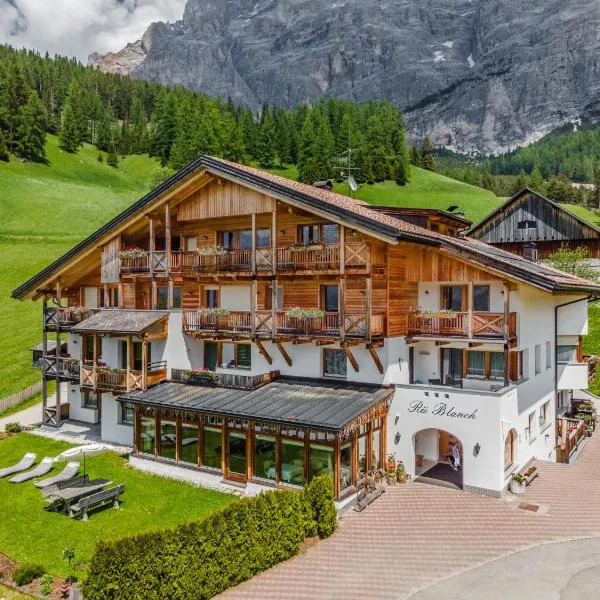 B&B - Ciasa Rü Blanch, ξενοδοχείο σε San Cassiano