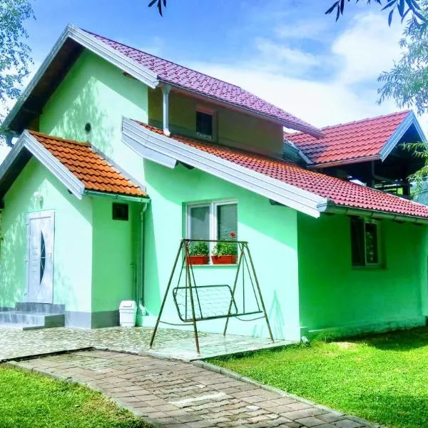 Kuca Delić, hotel in Račić