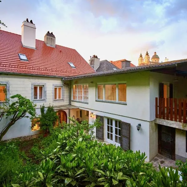 Altstadt Apartments Melk mit Sauna, hotel in Melk