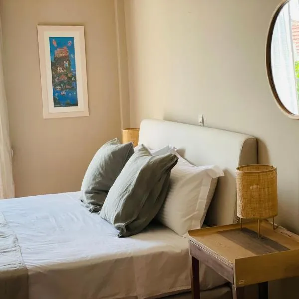 Rex Hotel - Bebeka's, מלון בזכארו