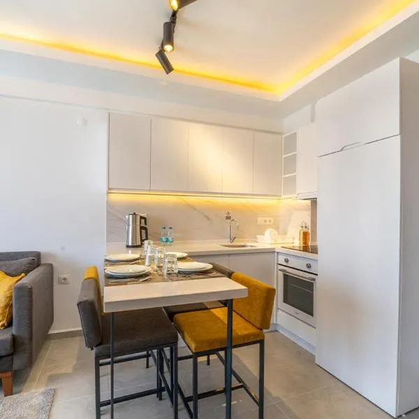 Midpoint Suites, hotel in Fethiye