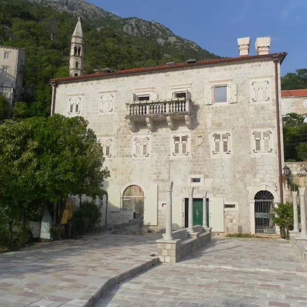 Apartments David, ξενοδοχείο σε Perast
