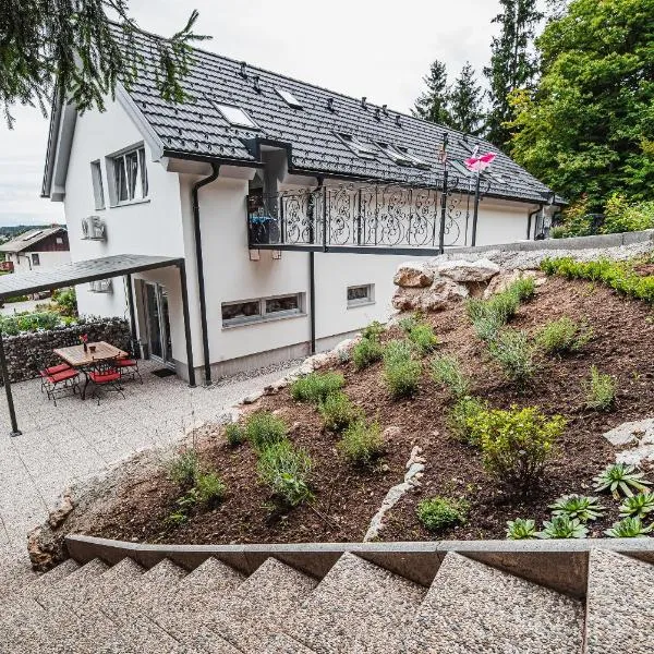 Apartments Rozalija, hotel v destinaci Preddvor