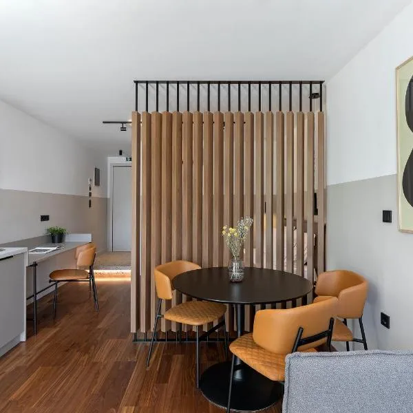 The Athenians Art Apartments, ξενοδοχείο στην Αθήνα