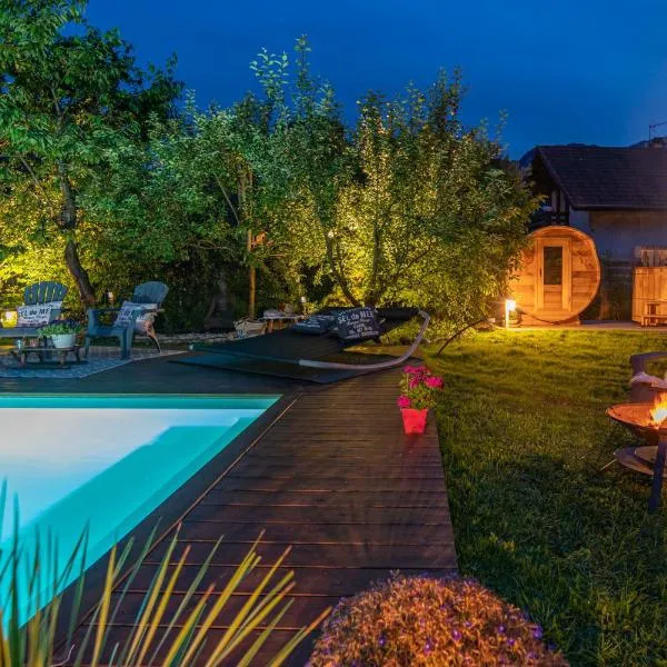 Hygge Lodge Annecy、ドゥサールのホテル