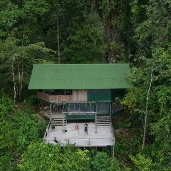 Punta Brava,位于努基的酒店