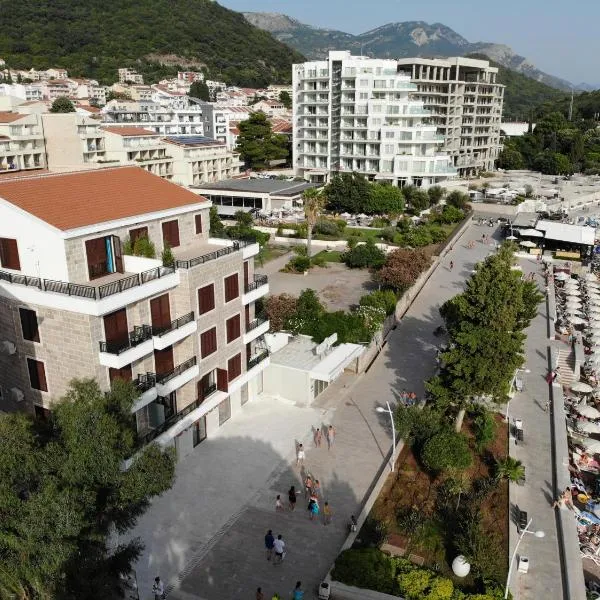 Seafront Apartments Petrovac, хотел в Петровац на Мору