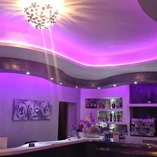 Hotel Ogliastra, hotel u gradu Locorai