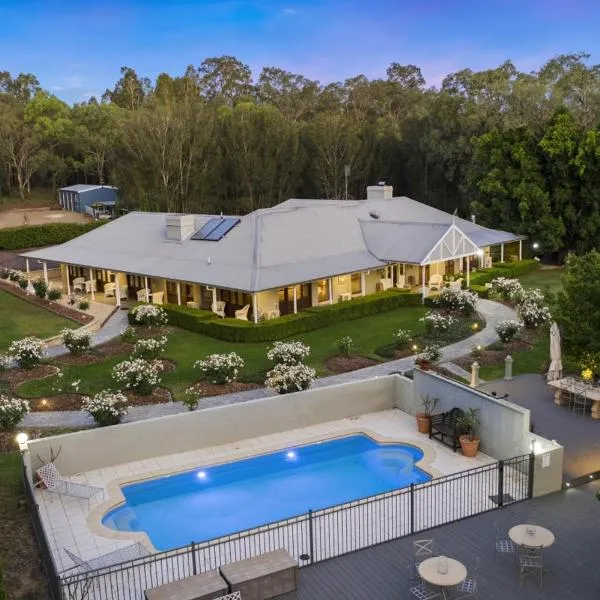 Thistle Hill Guesthouse - walk to many wineries and restaurants, hotel in Pokolbin