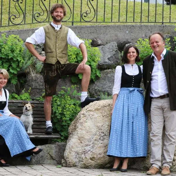 Hotel Bergkristall, hotel in Oberau