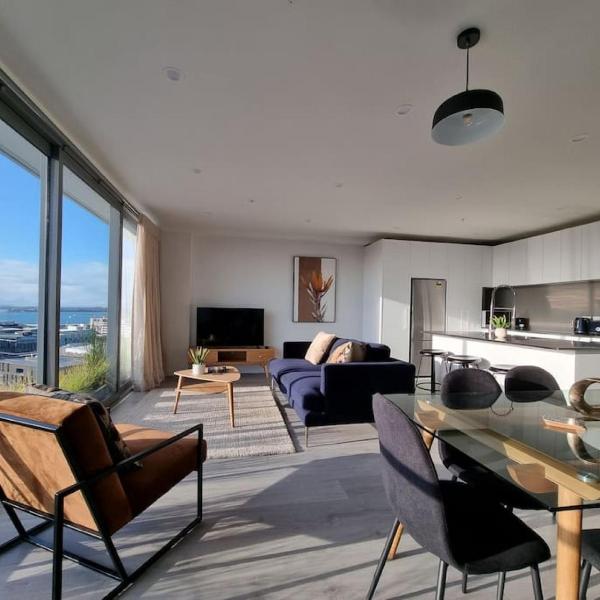 Union Green Apt w Stunning Views - Free Parking, Auckland