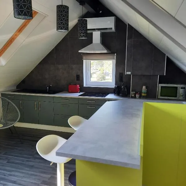 Studio neuf côté campagne agréable à vivre., ξενοδοχείο σε Braine-le-Comte