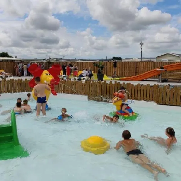 Camping et Gîte La Garenne de moncourt baie somme, hôtel à Rue