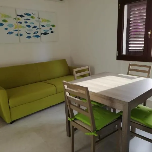 Casa Vacanze da Mary P, отель в Ла-Маддалене