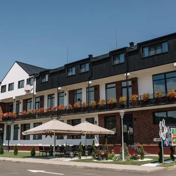 HUSTON, hotel u gradu 'Khust'