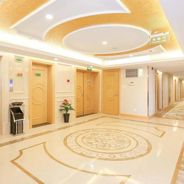 Vienna Hotel Hangzhou Xiaoshan Airport, hotel in Kanshan