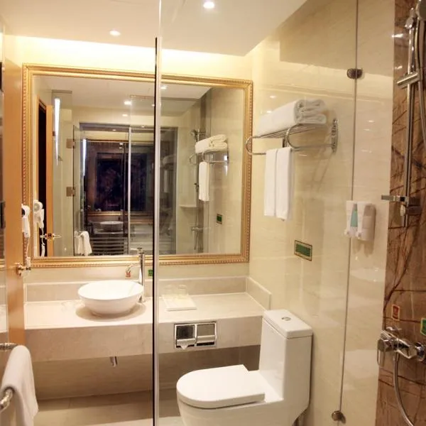 Vienna International Hotel Xuancheng Garden, hotel v destinaci Xuanzhou