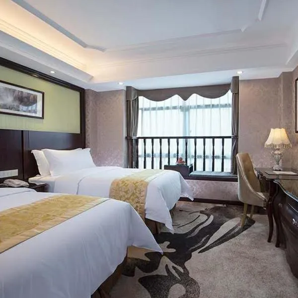 Vienna 3 Best Hotel Meizhou Mei County People Square, hotel en Meizhou