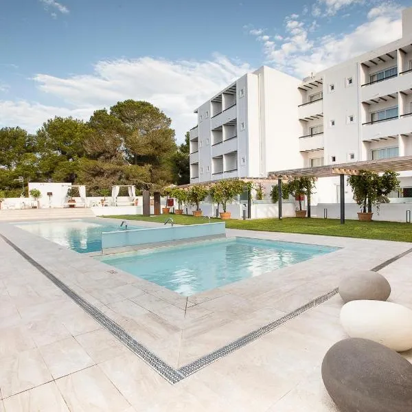 Hotel Levante, hotel v destinaci Es Pujols