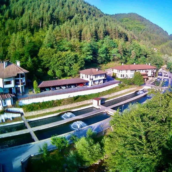 Fisherman's Hut Family Hotel, hotel in Beden