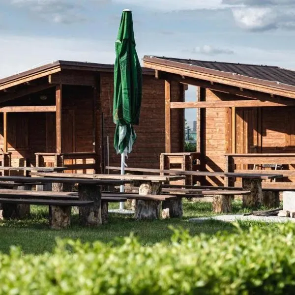 Camping Divoká Voda, hotel in Bratislava