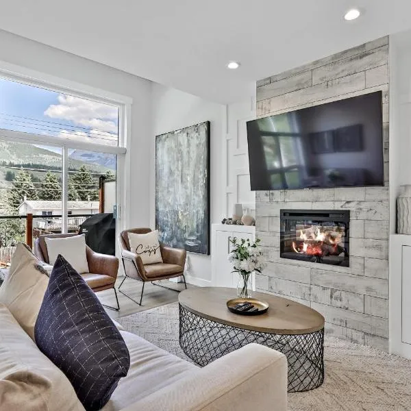 The Alpine Escape by Samsara Resort Top View Downtown 4BR & 3BTH, hotel v destinaci Canmore