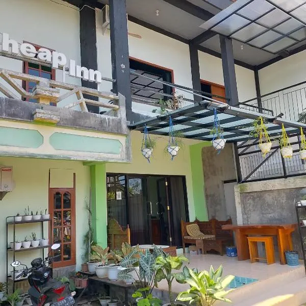 Cheap Inn Banyuwangi, hotel in Banyuwangi