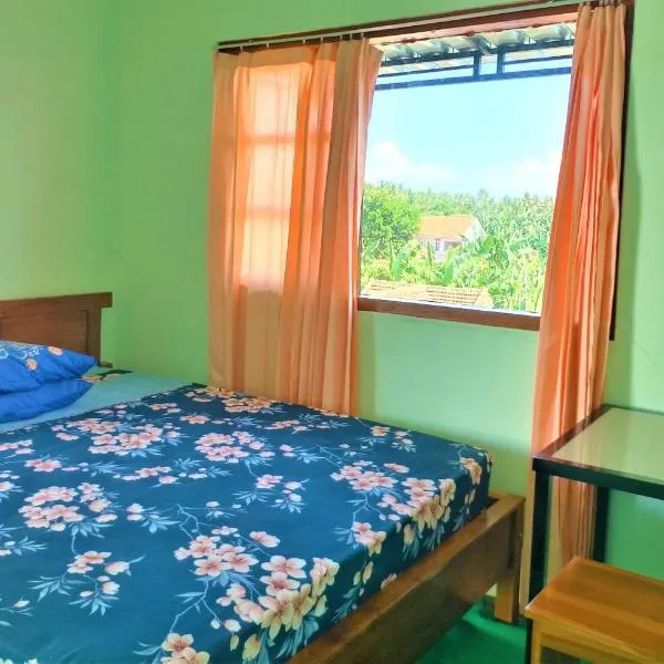 Kendang Kempul Hostel, hotel in Dadapan