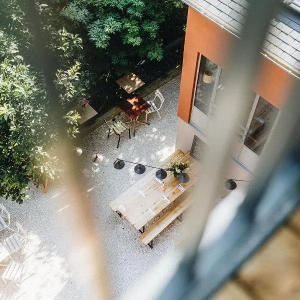 Les Chouettes Hostel, hotel in Rennes