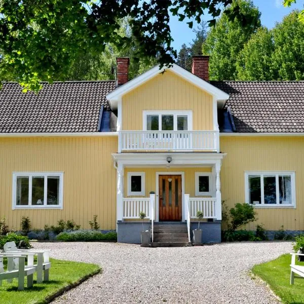 Eden's Garden Cottages, hotel en Skultuna