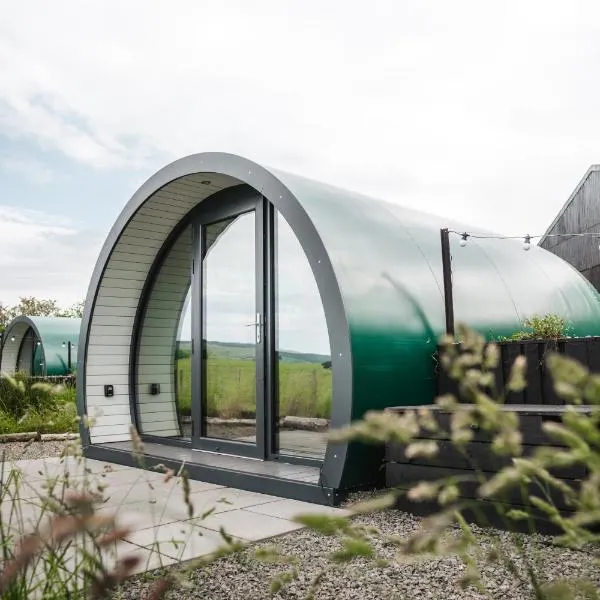 Black Knowe, Luxury Glamping Pods, Ballycastle, hotel in Ballycastle